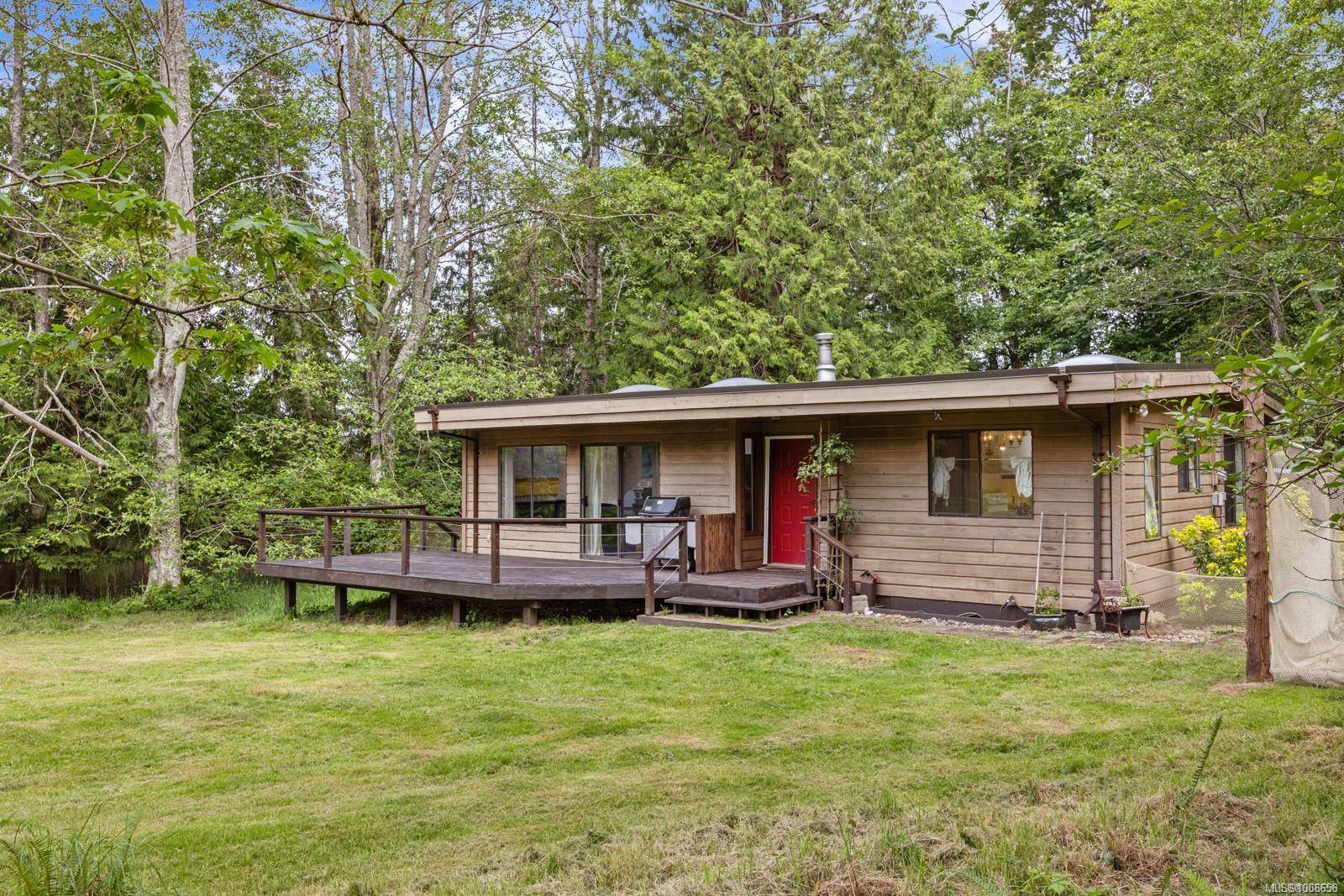 Hornby Island, BC V0R 1Z0,1100 Mount Rd