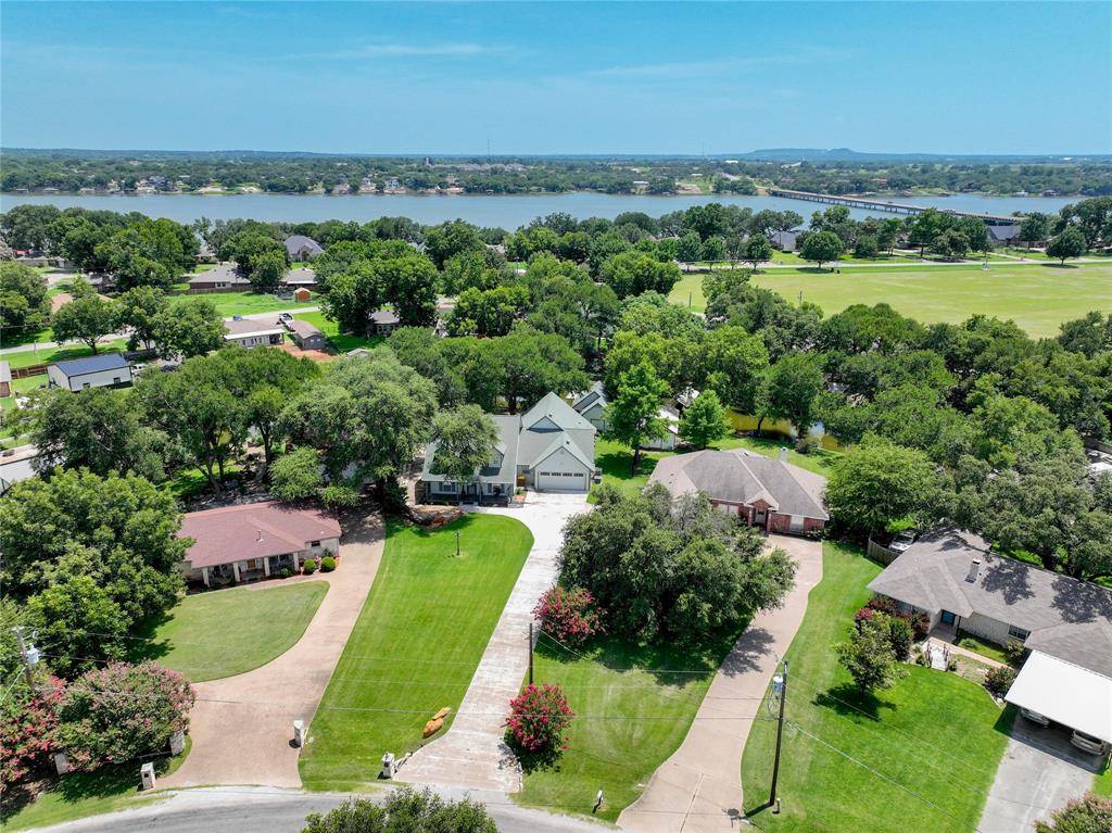 Granbury, TX 76049,213 Granada Calle Street
