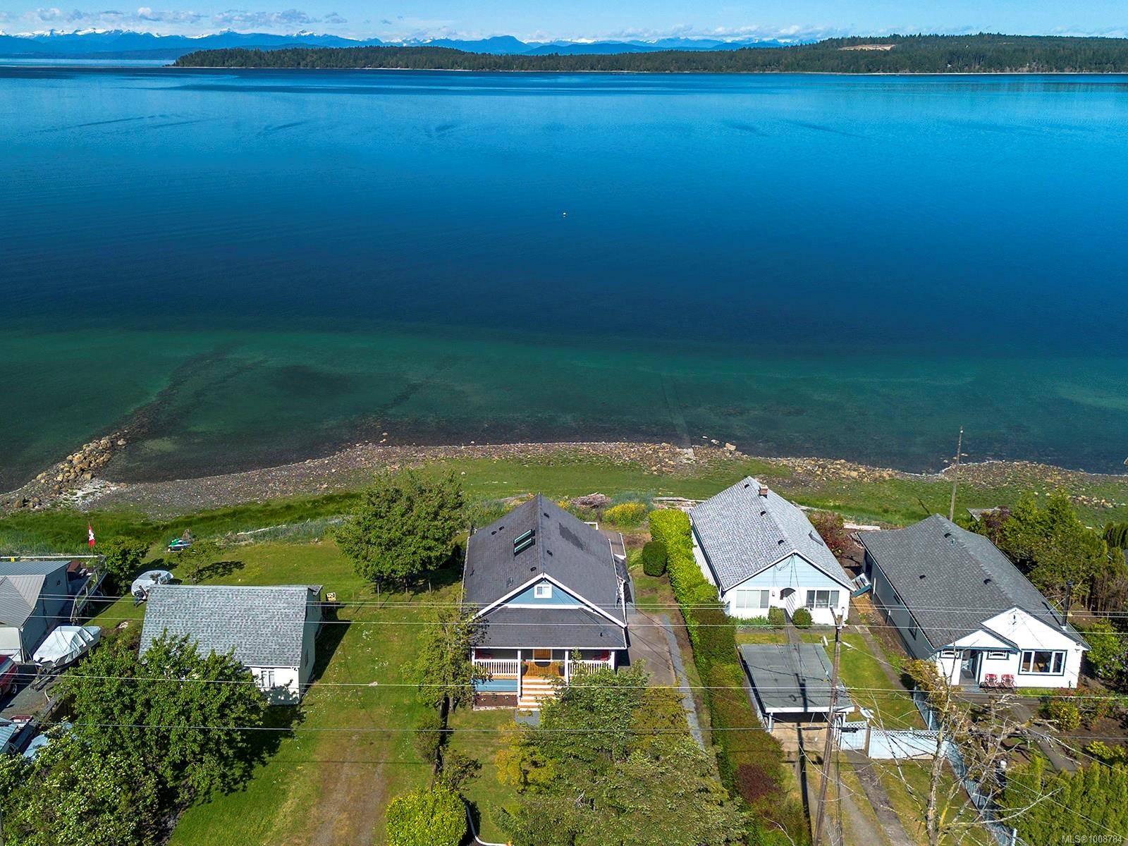 Union Bay, BC V0R 1S0,5632 Island Hwy S