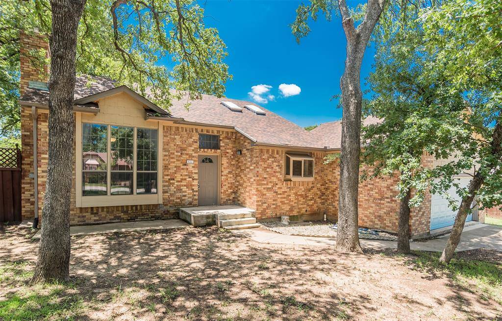 Arlington, TX 76016,4300 Hidden Creek Drive