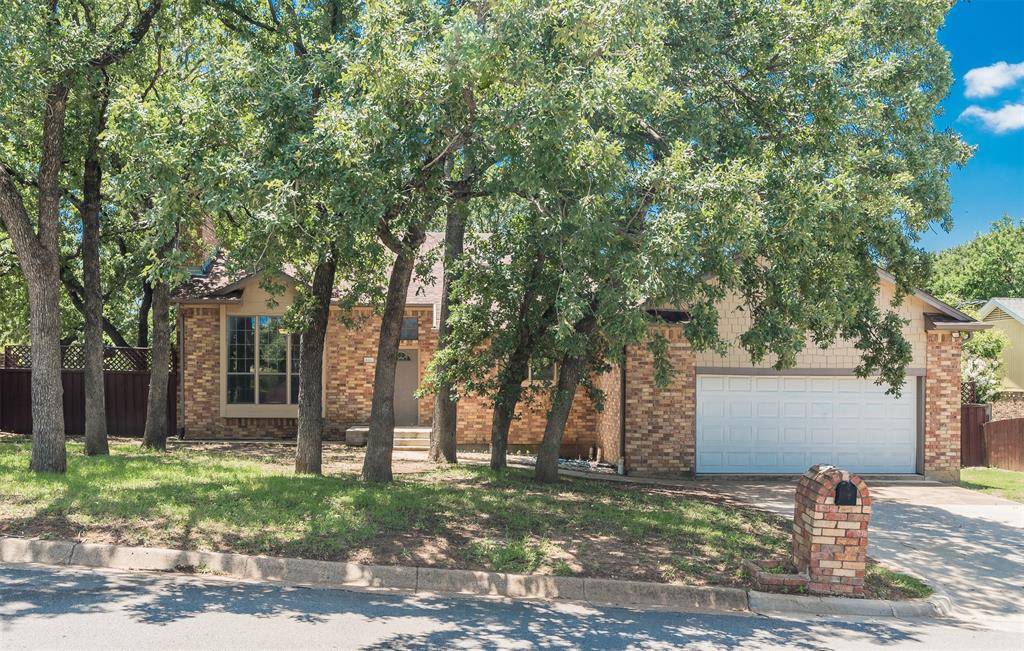 Arlington, TX 76016,4300 Hidden Creek Drive