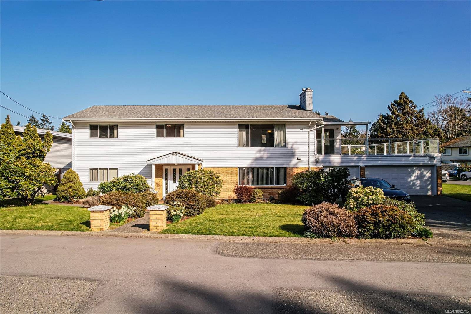 Saanich, BC V8N 2C4,4251 Parkside Cres