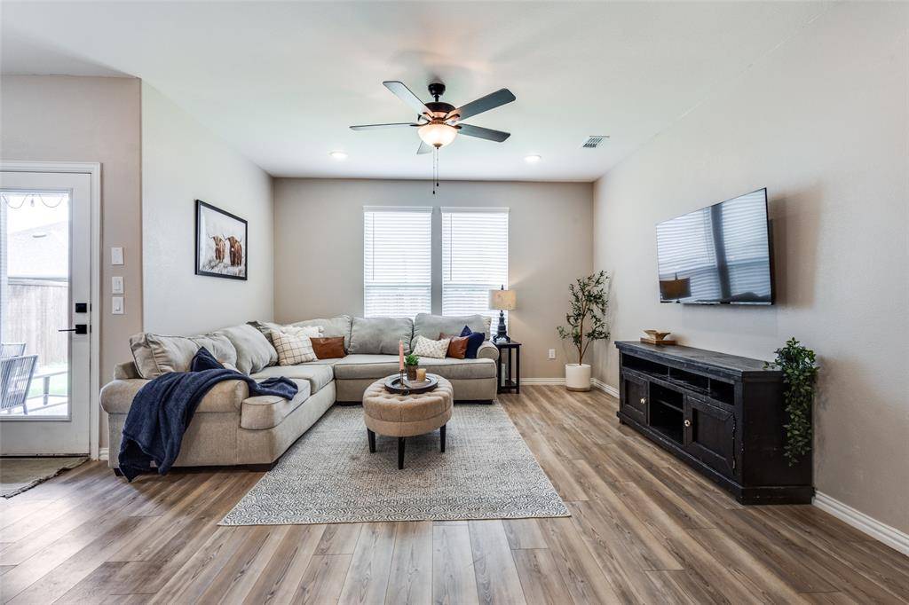 Anna, TX 75409,909 Penny Street