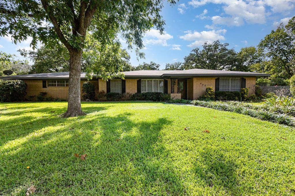 Corsicana, TX 75110,542 Forrest Lane