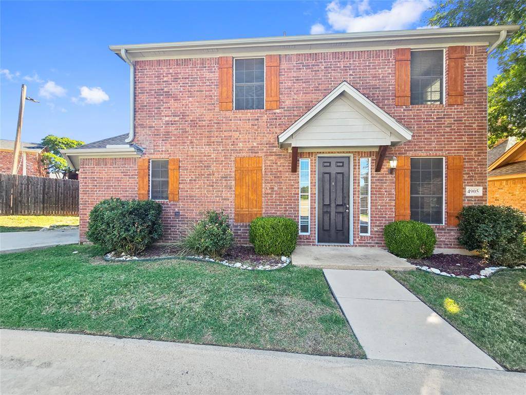 Fort Worth, TX 76116,4905 Ridglea Hills Court