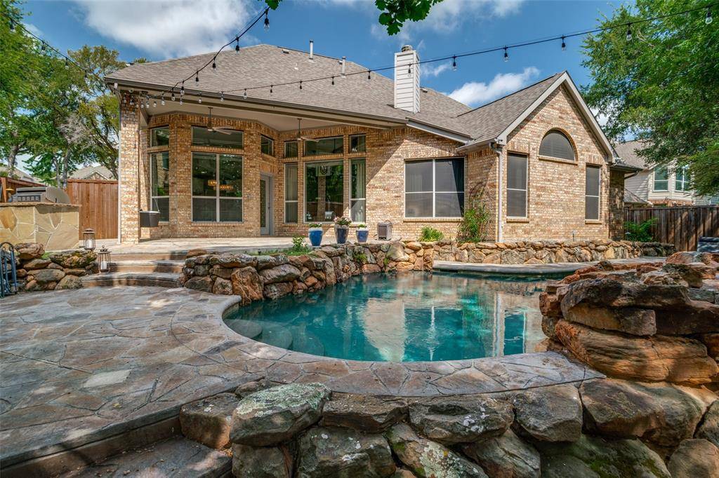 Plano, TX 75025,8104 Greensboro Drive