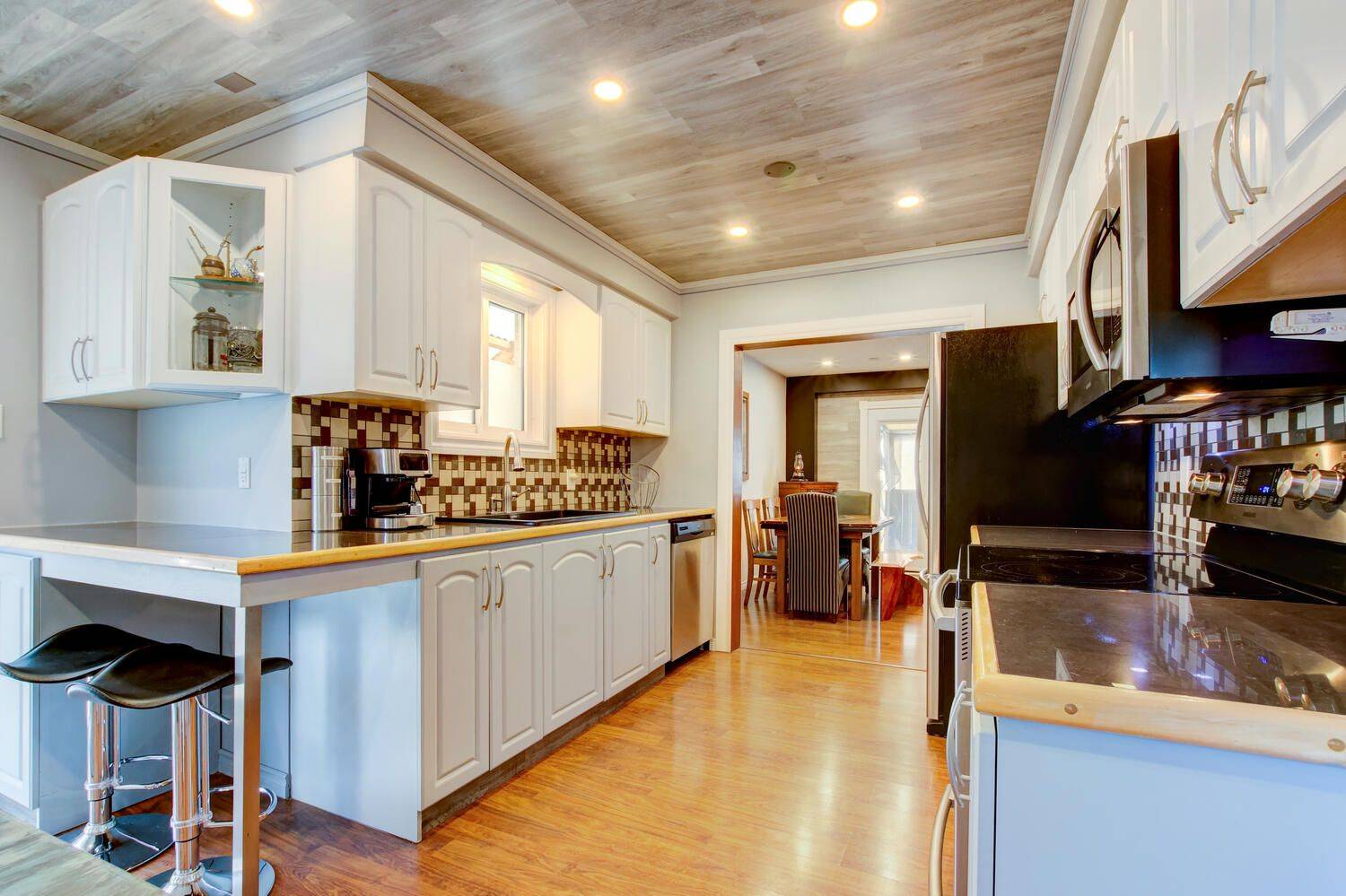 Brampton, ON L6Z 1M8,72 Sparklett CRES