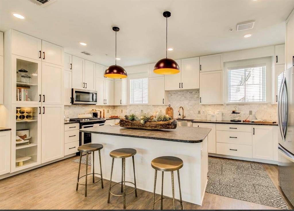 Dallas, TX 75244,12001 Inwood Road #2303