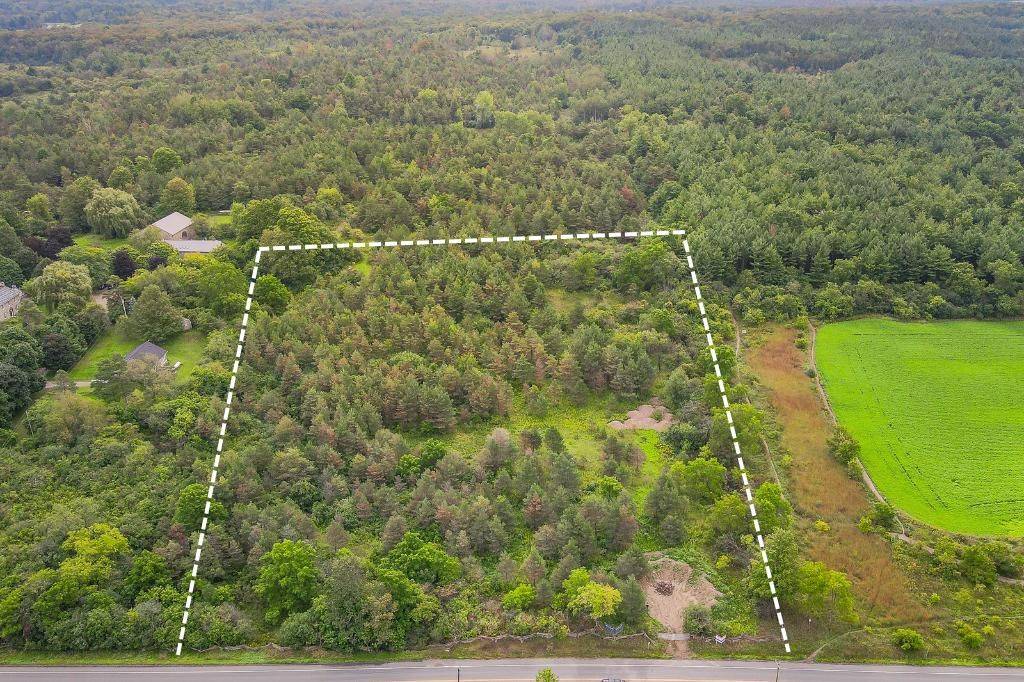 Puslinch, ON N1H 6H8,693 ARKELL RD S