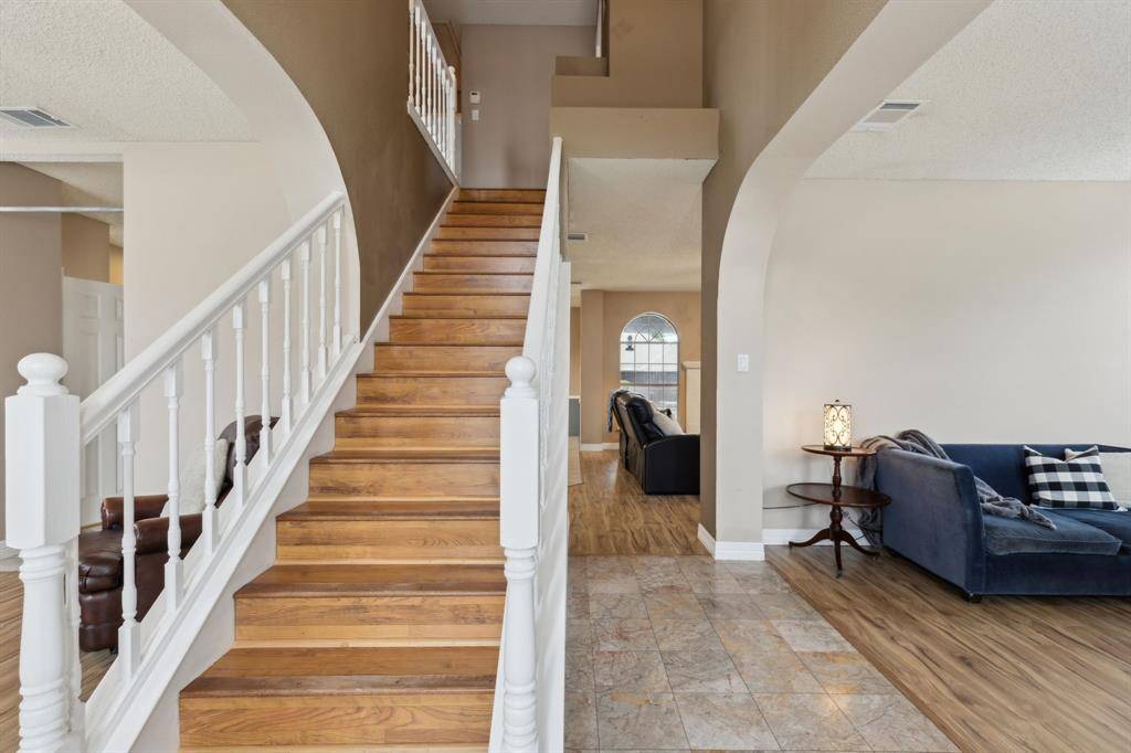 Allen, TX 75002,1617 Live Oak Lane