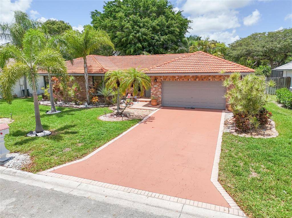 Coral Springs, FL 33067,5180 NW 64th Dr