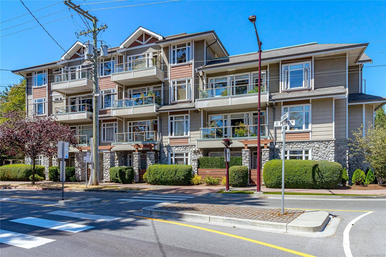 Langford, BC V9B 3V3,2706 Peatt Rd #301
