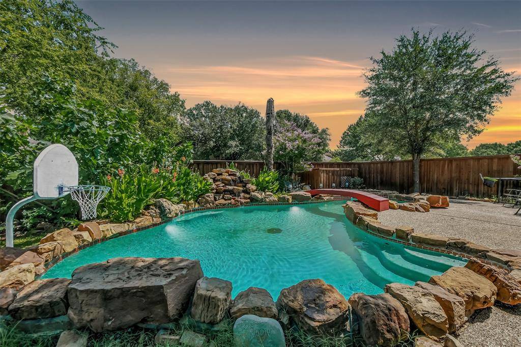 Coppell, TX 75019,708 Dove Circle