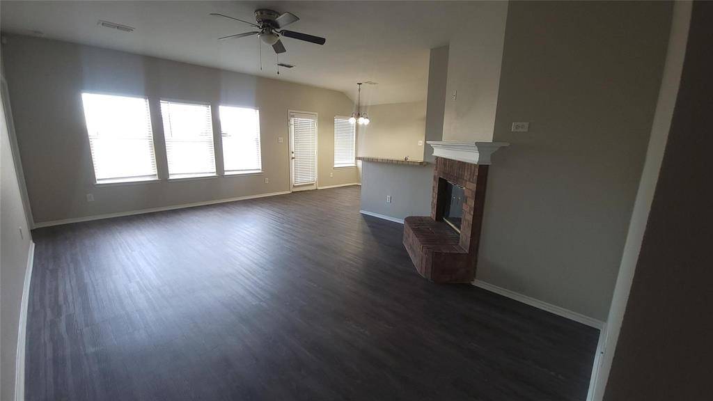 604 Honeysuckle Drive, Cleburne, TX 76033