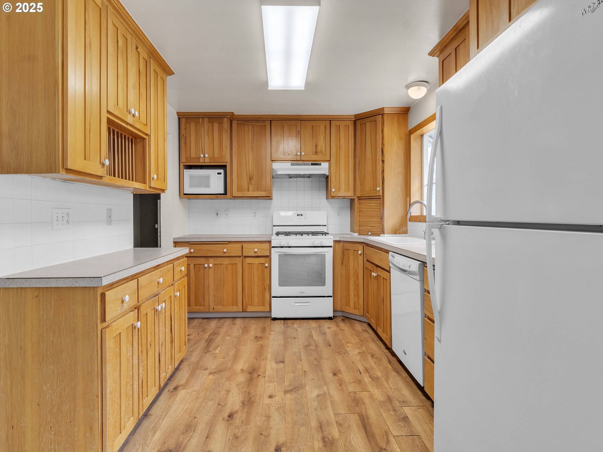 Stayton, OR 97383,870 E VIRGINIA ST