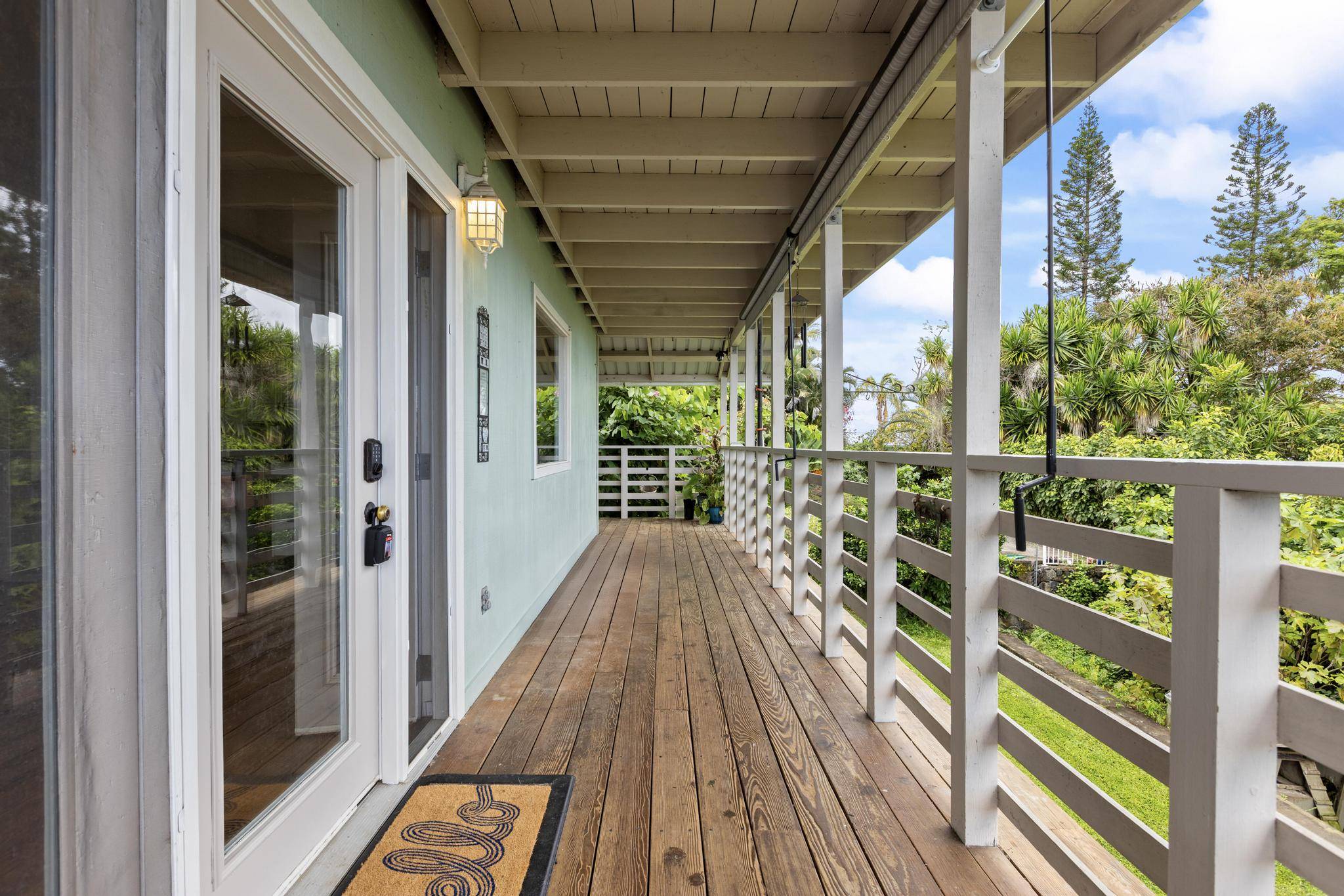 Kailua-kona, HI 96740,72-1010 PUUKALA RD