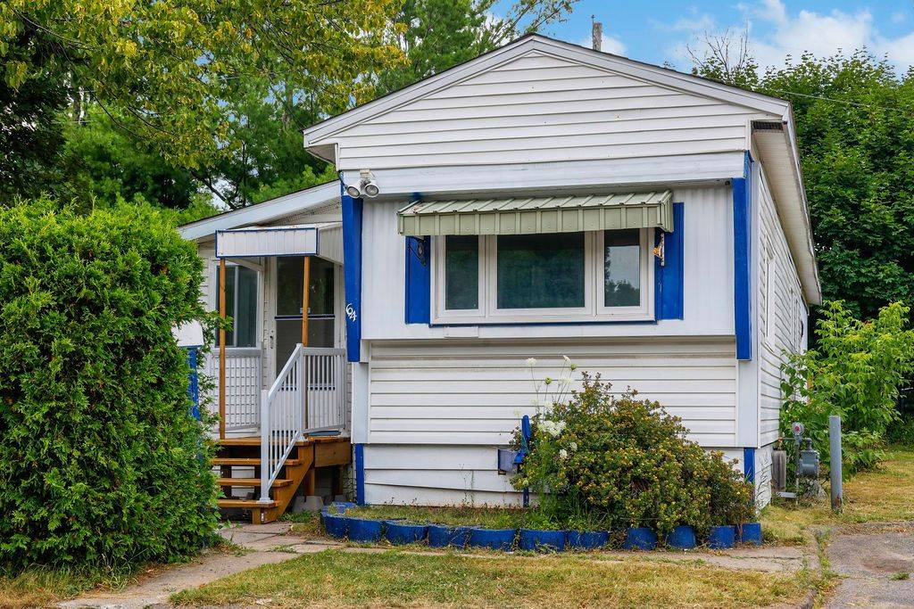 Bells Corners And South To Fallowfield, ON K2H 7P6,64 Vanier RD