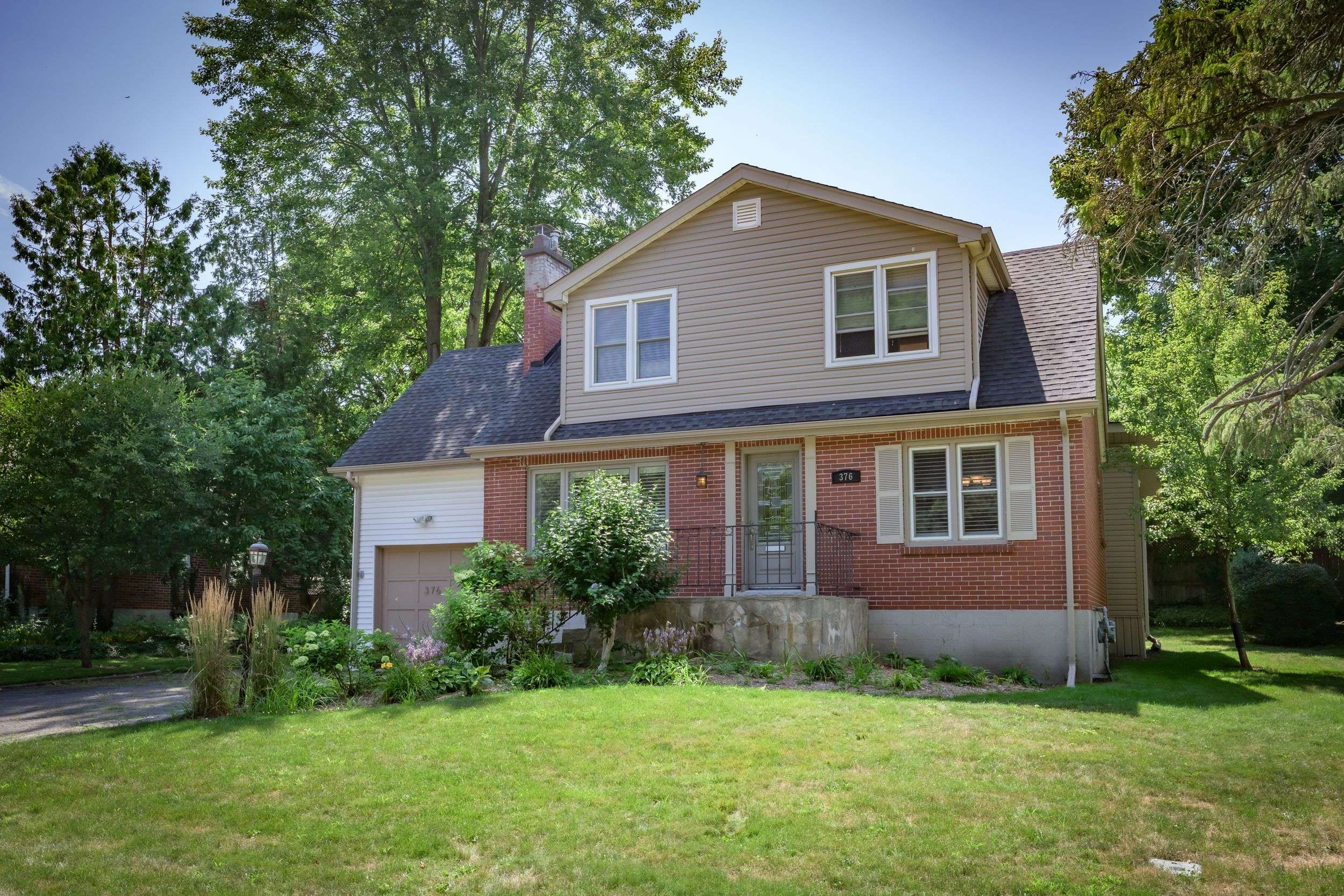 London North, ON N6G 1E7,376 Cedar AVE