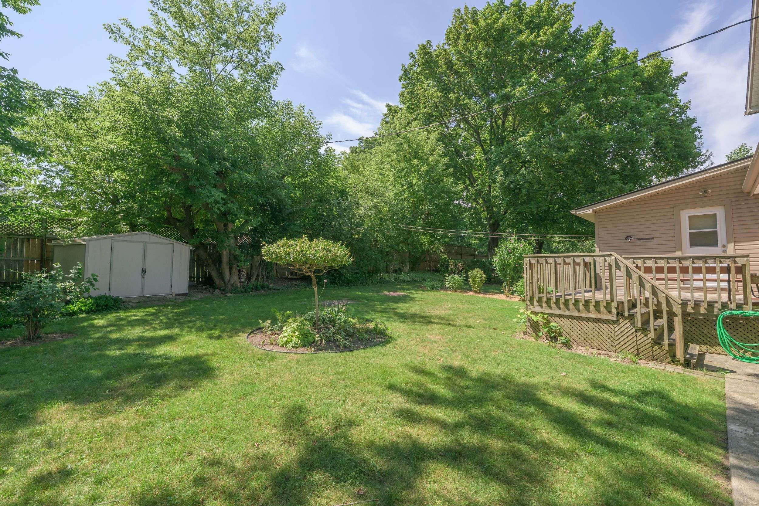 London North, ON N6G 1E7,376 Cedar AVE