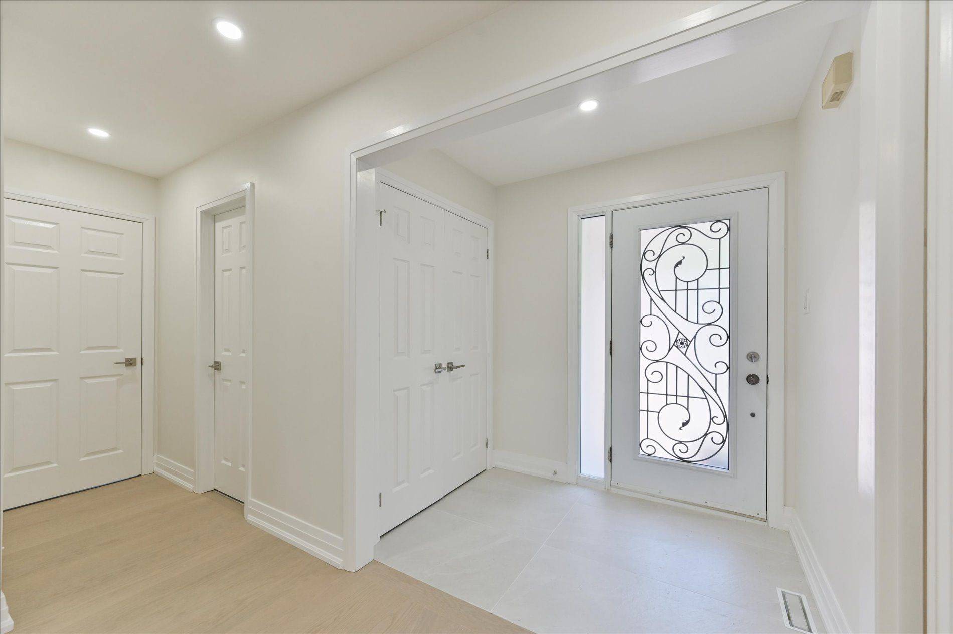 Markham, ON L3S 2Z2,40 Norman Ross DR