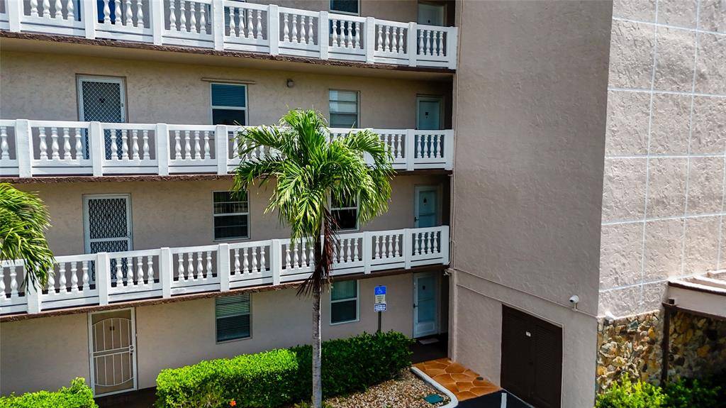 Dania Beach, FL 33004,315 SE 11th Ter #204