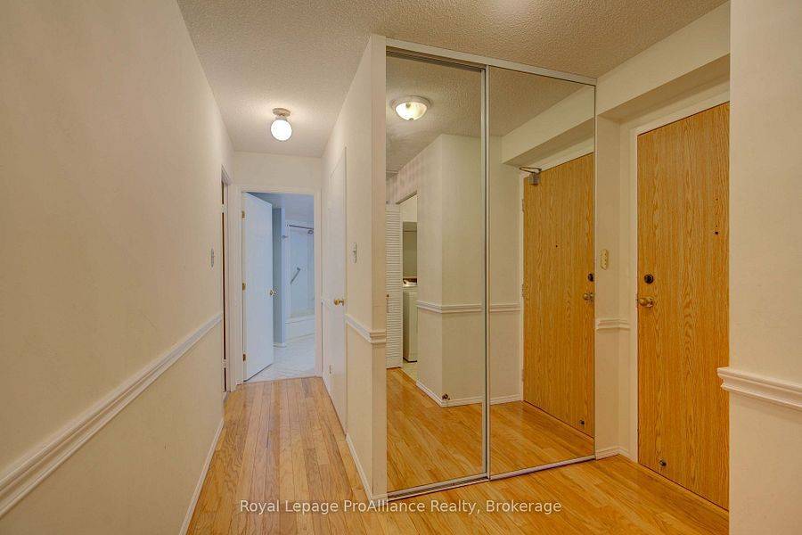 Kingston, ON K7L 2Y7,185 Ontario ST #602