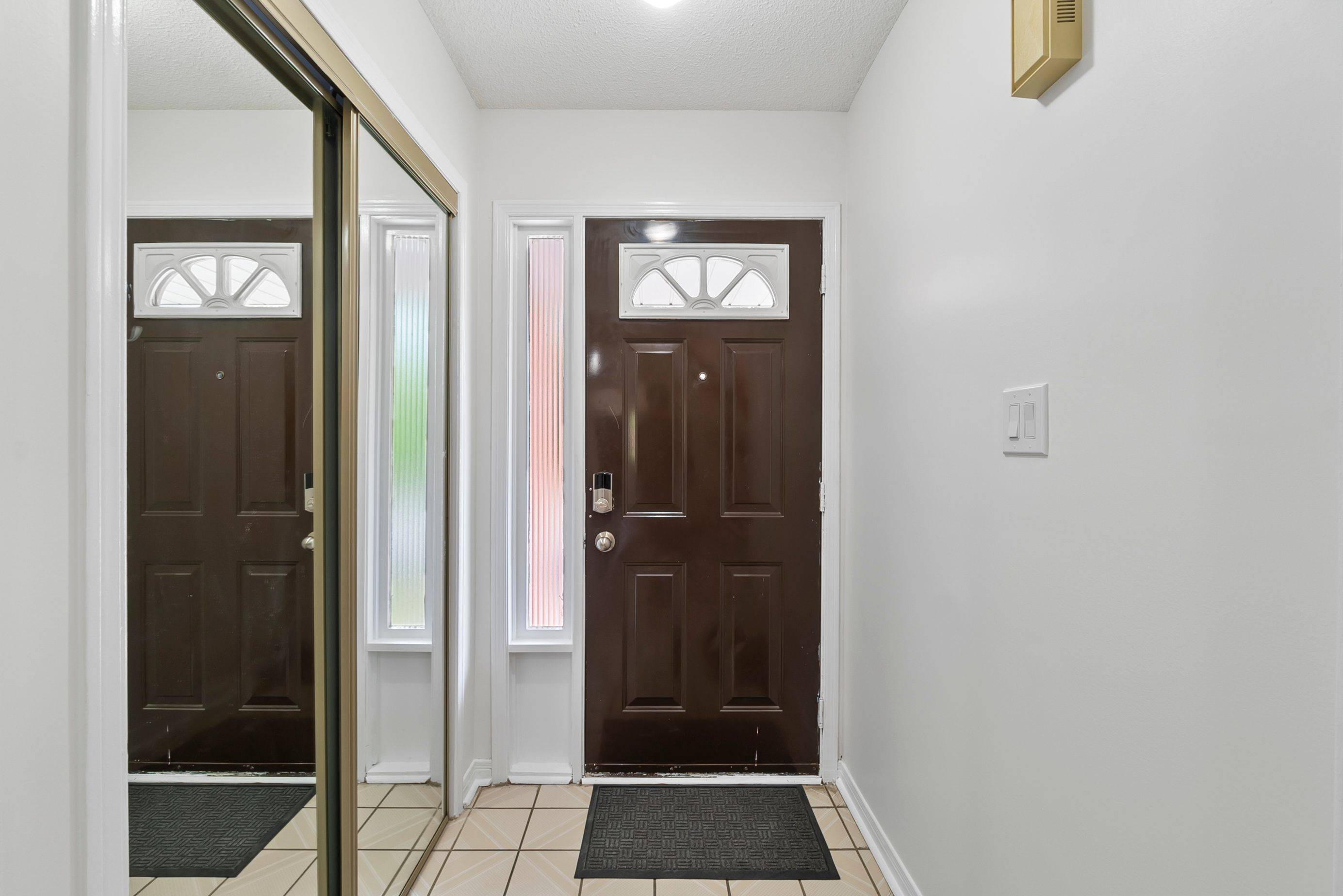 Mississauga, ON L5B 3E8,3346 Palgrave RD