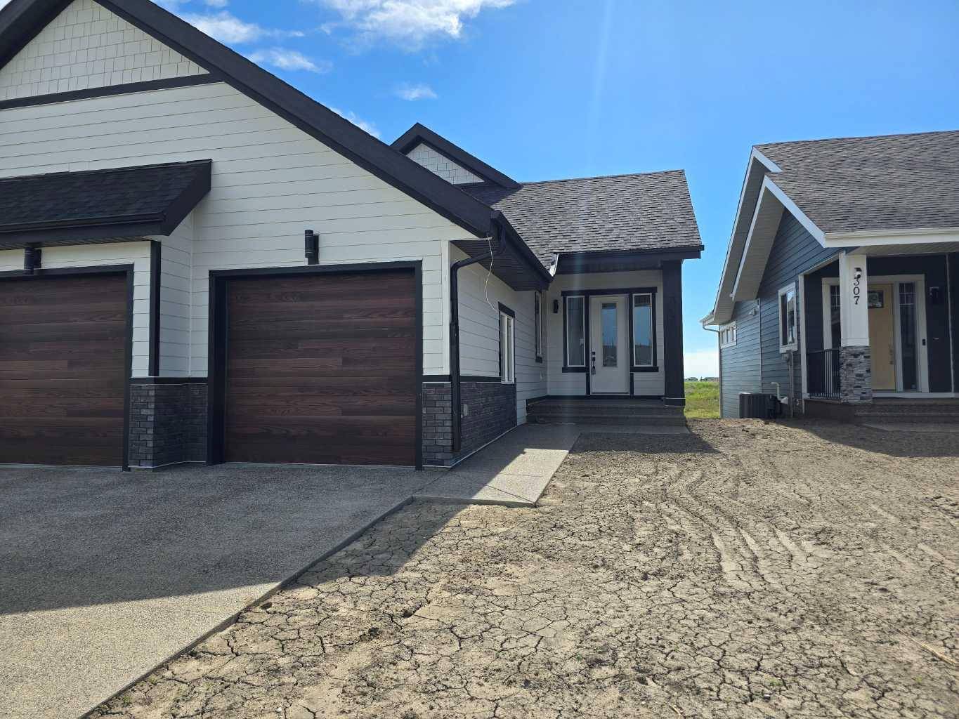 Lyalta, AB T0J1Y1,303 Muirfield CRES