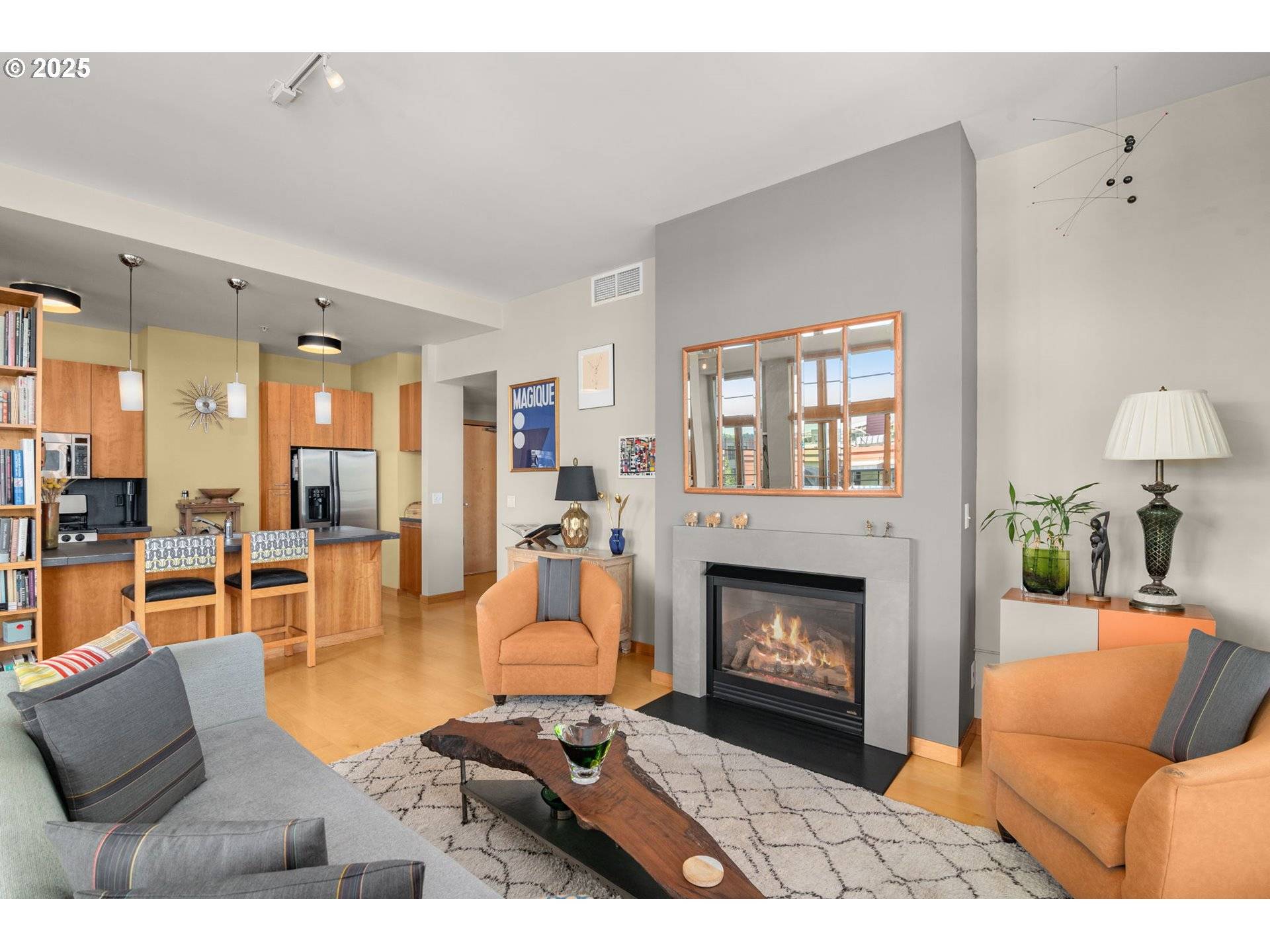 Portland, OR 97209,1130 NW 12TH AVE #600