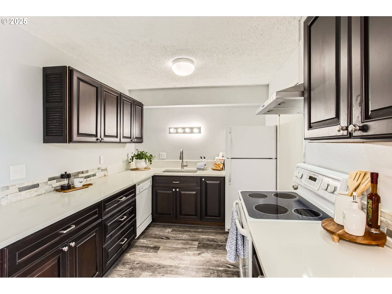 Portland, OR 97236,2704 SE 138TH AVE #24