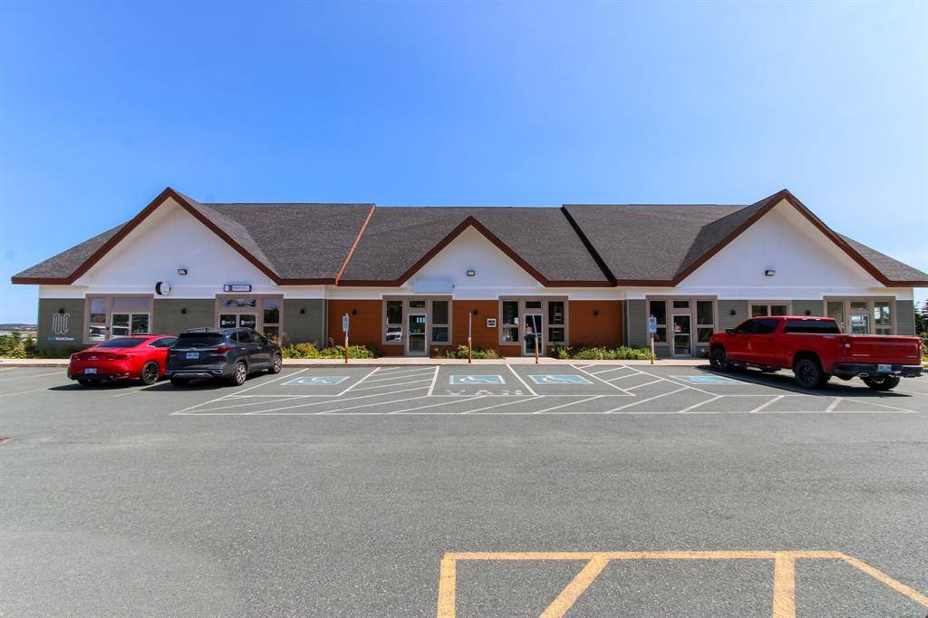 Paradise, NL A1L1N3,1108 Kenmount Road #202