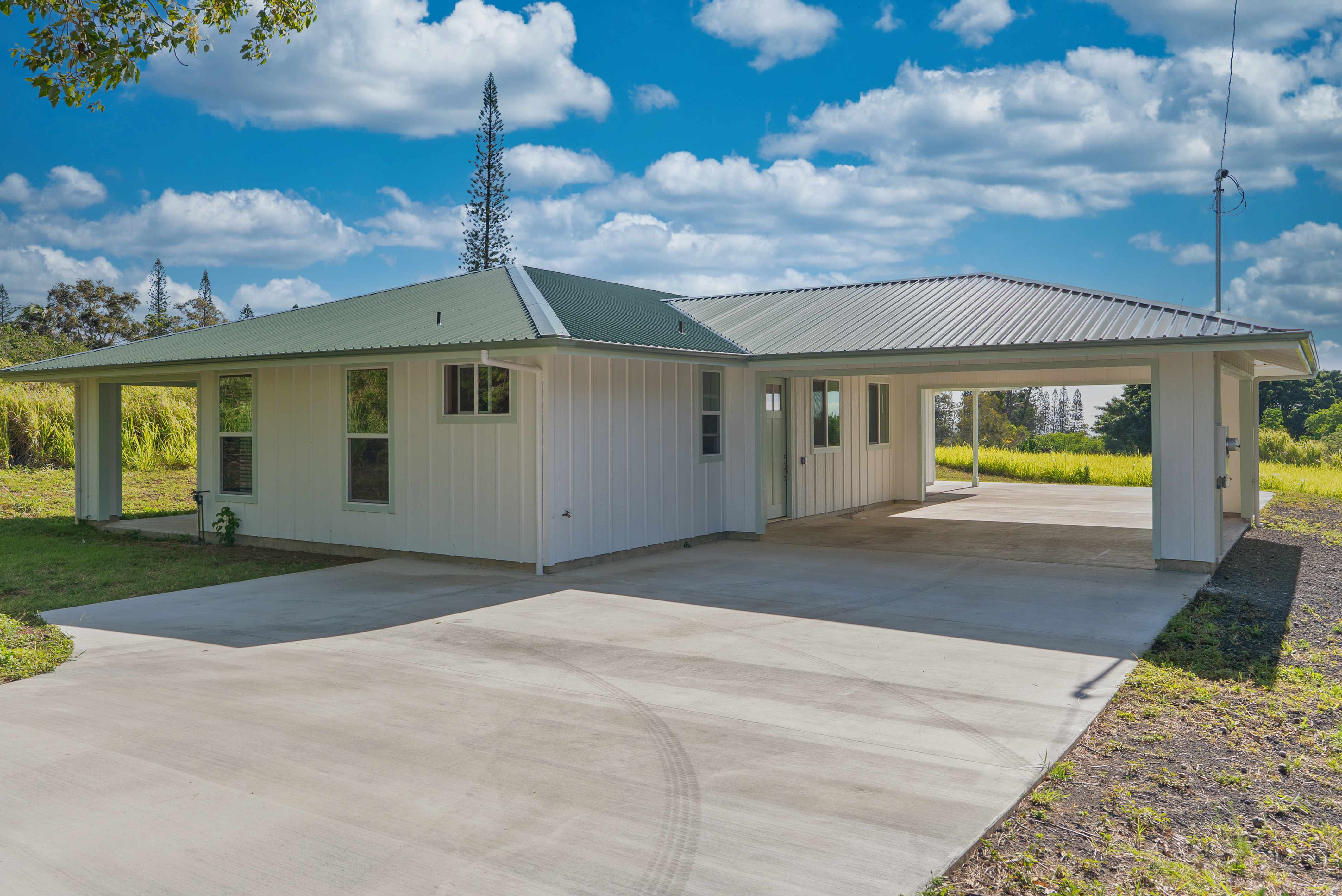 Naalehu, HI 96772,94-5858 KANALOA PL