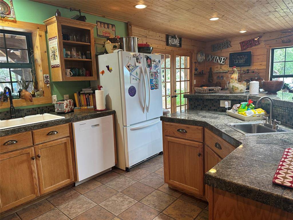 Brownwood, TX 76801,10705 County Road 454