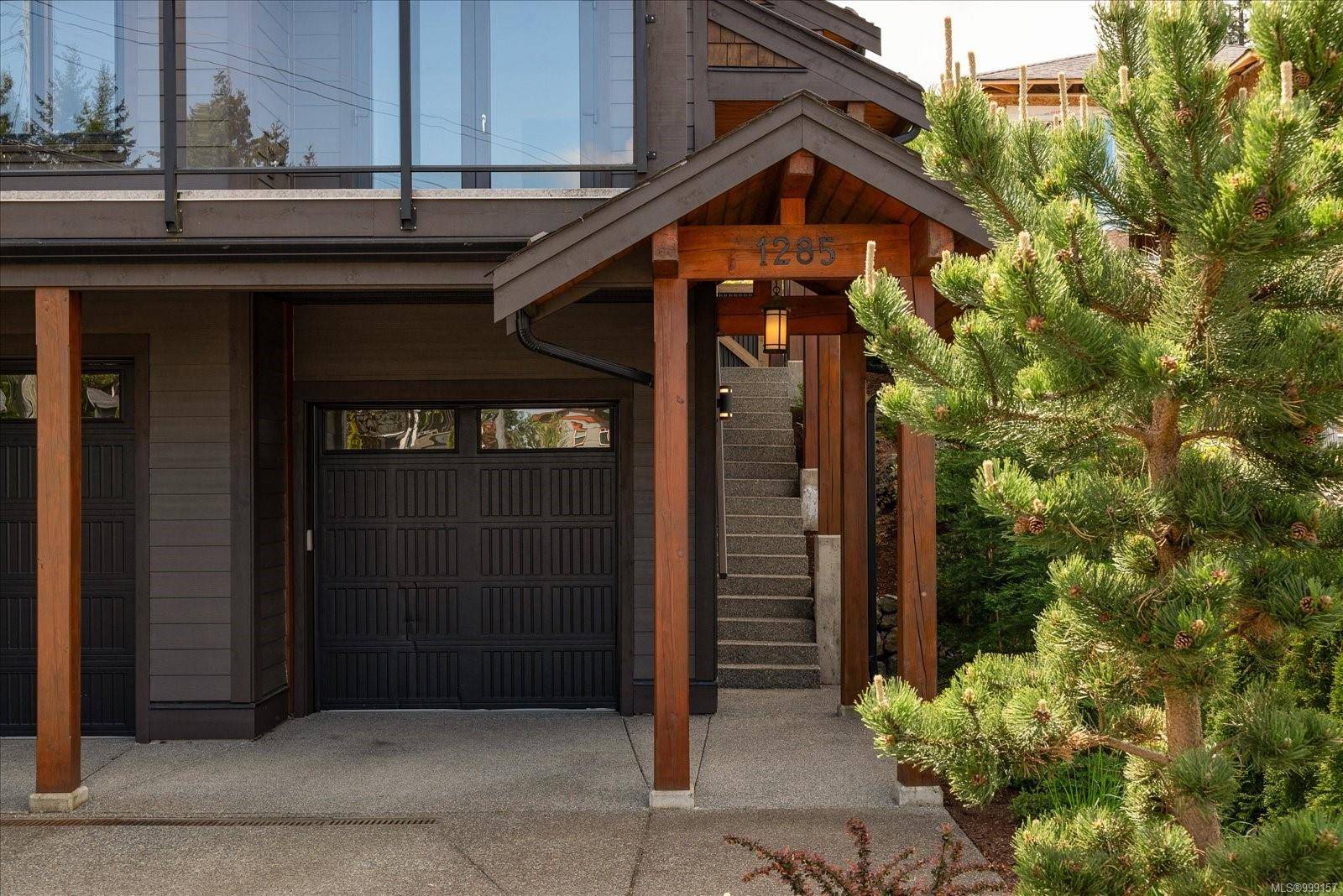 Nanaimo, BC V9R 5Z5,1285 College Dr