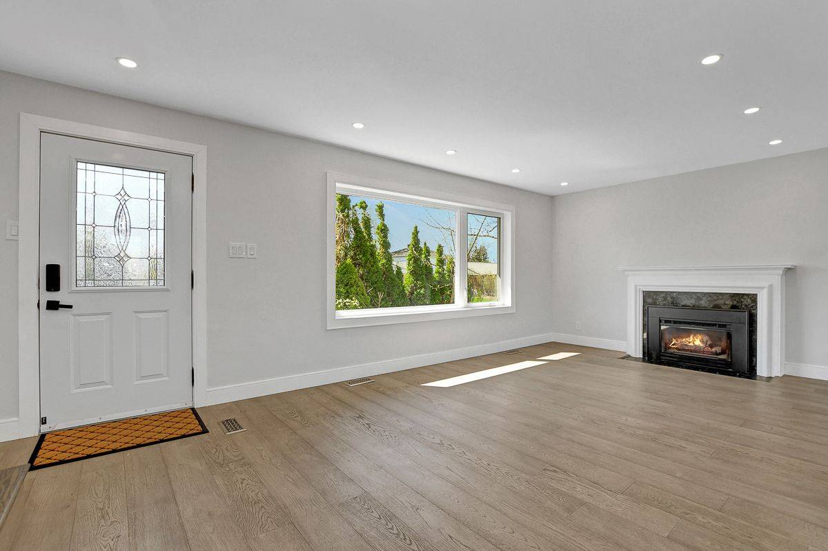 Meadowlands - Crestview And Area, ON K2G 2M4,81 Canter BLVD