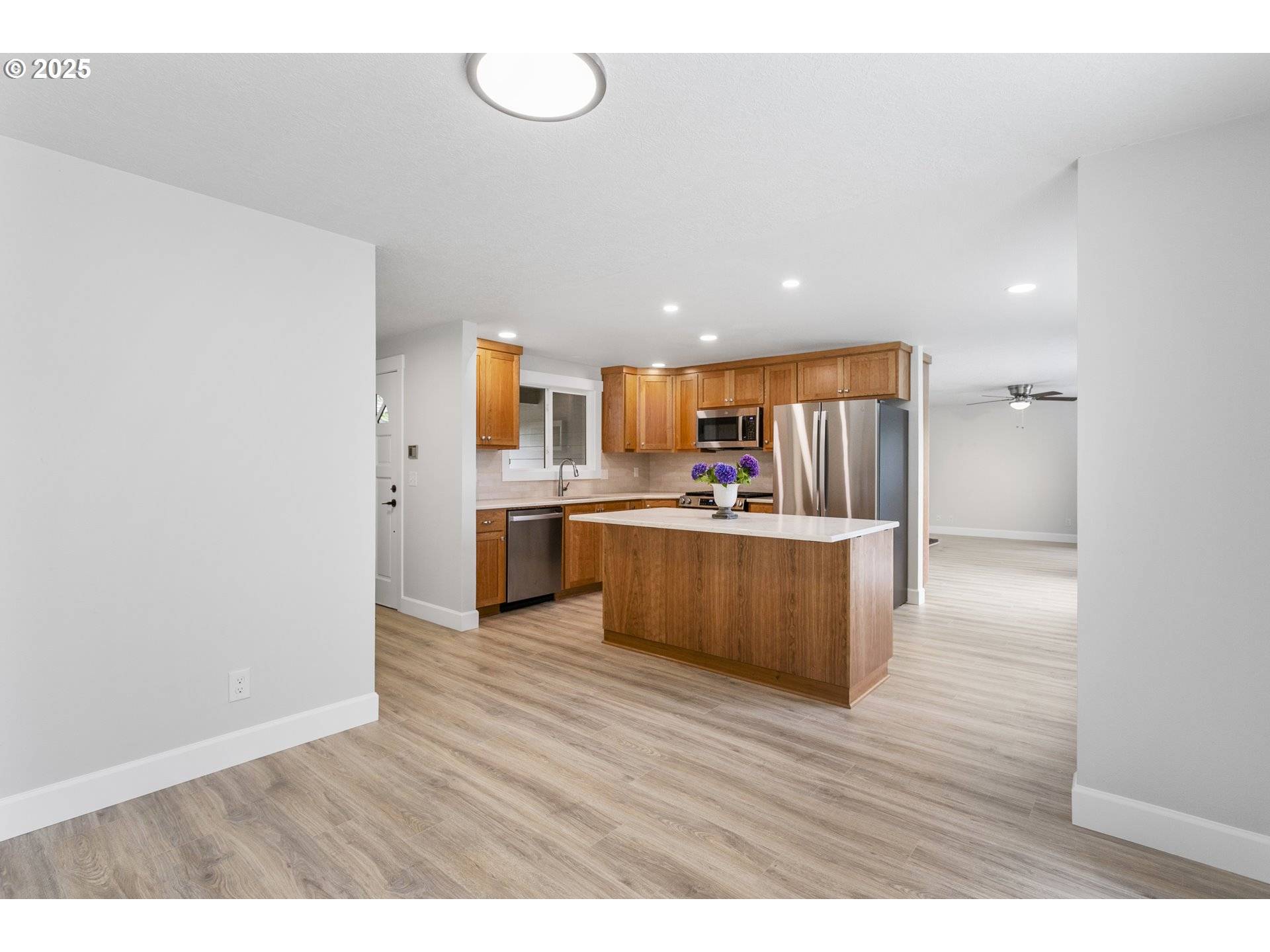 Vancouver, WA 98664,9910 NE 15TH ST