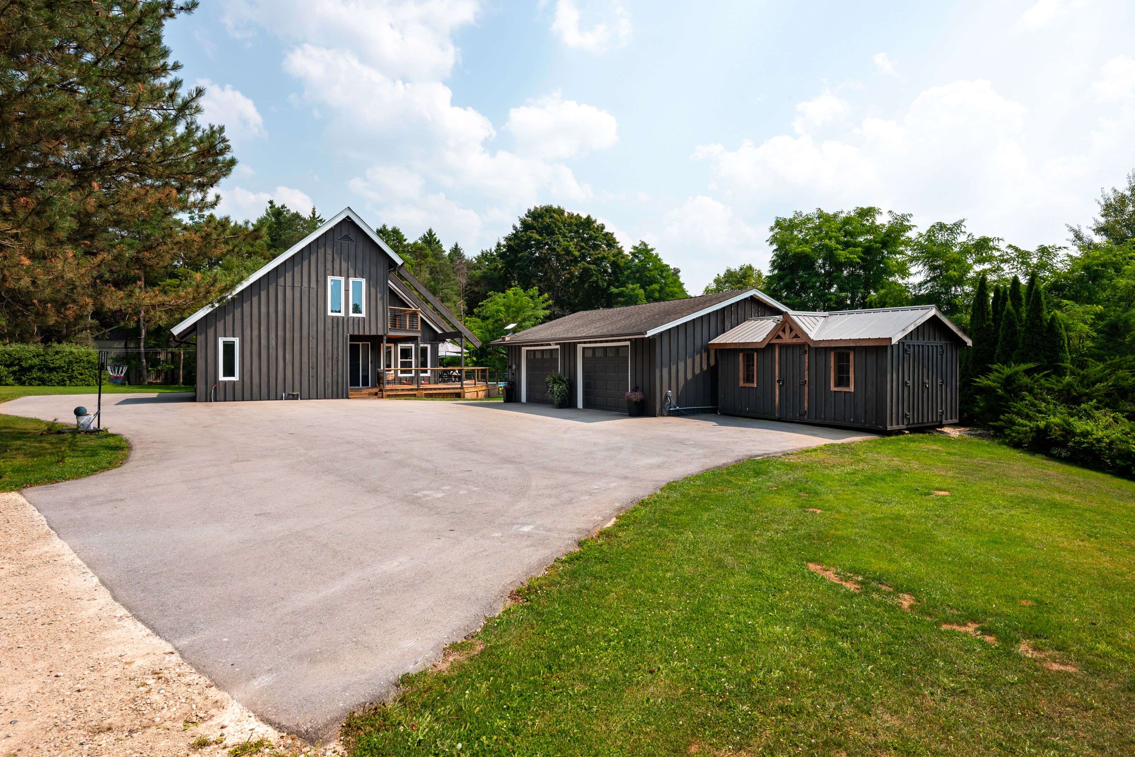 Mapleton, ON N0G 2K0,7021 Wellington Rd 109 RD