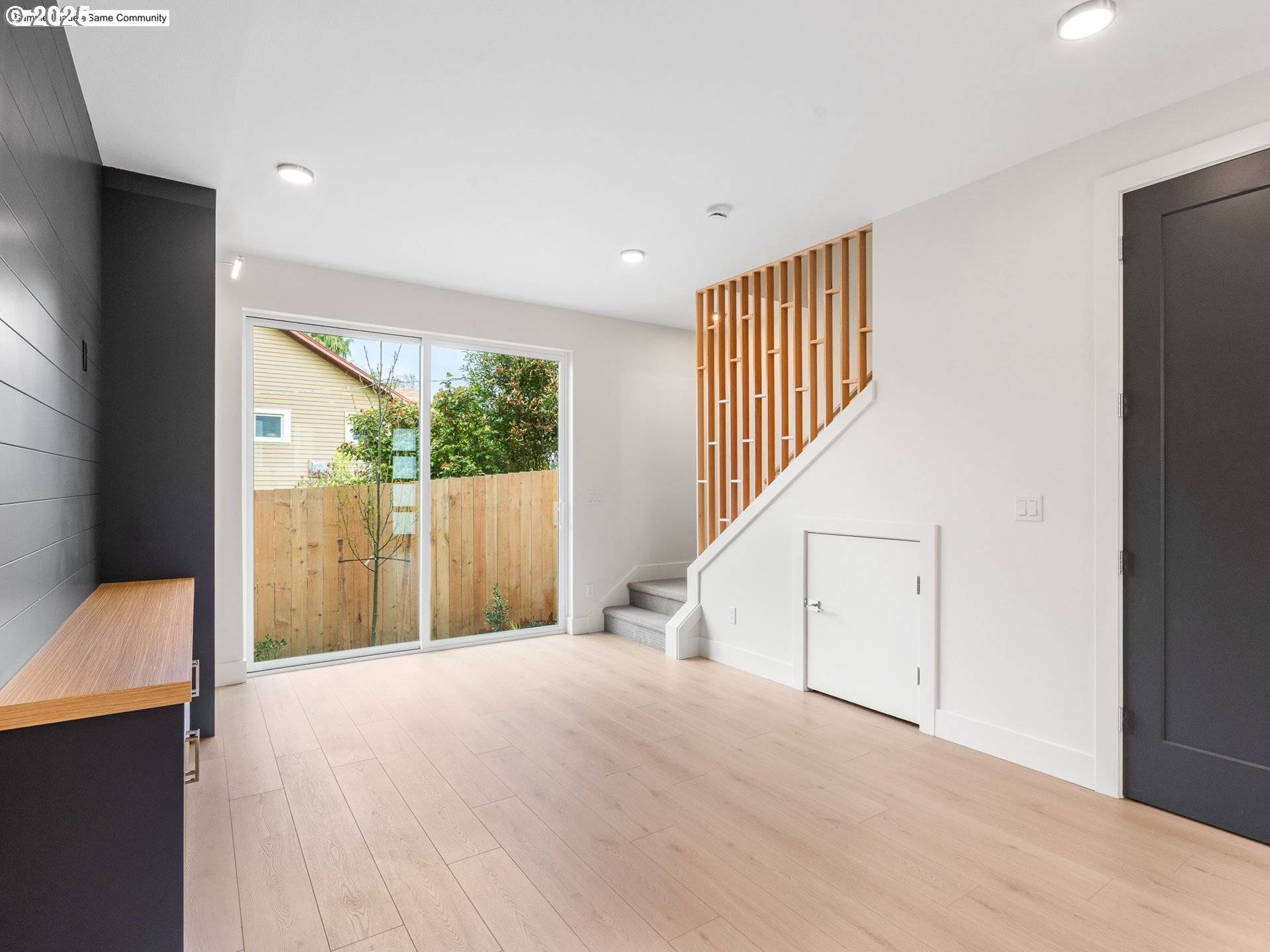 Portland, OR 97202,5171 SE 28th AVE #2