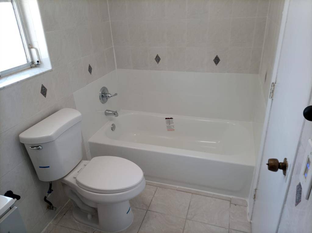 Coral Springs, FL 33065,4000 NW Woodside DR