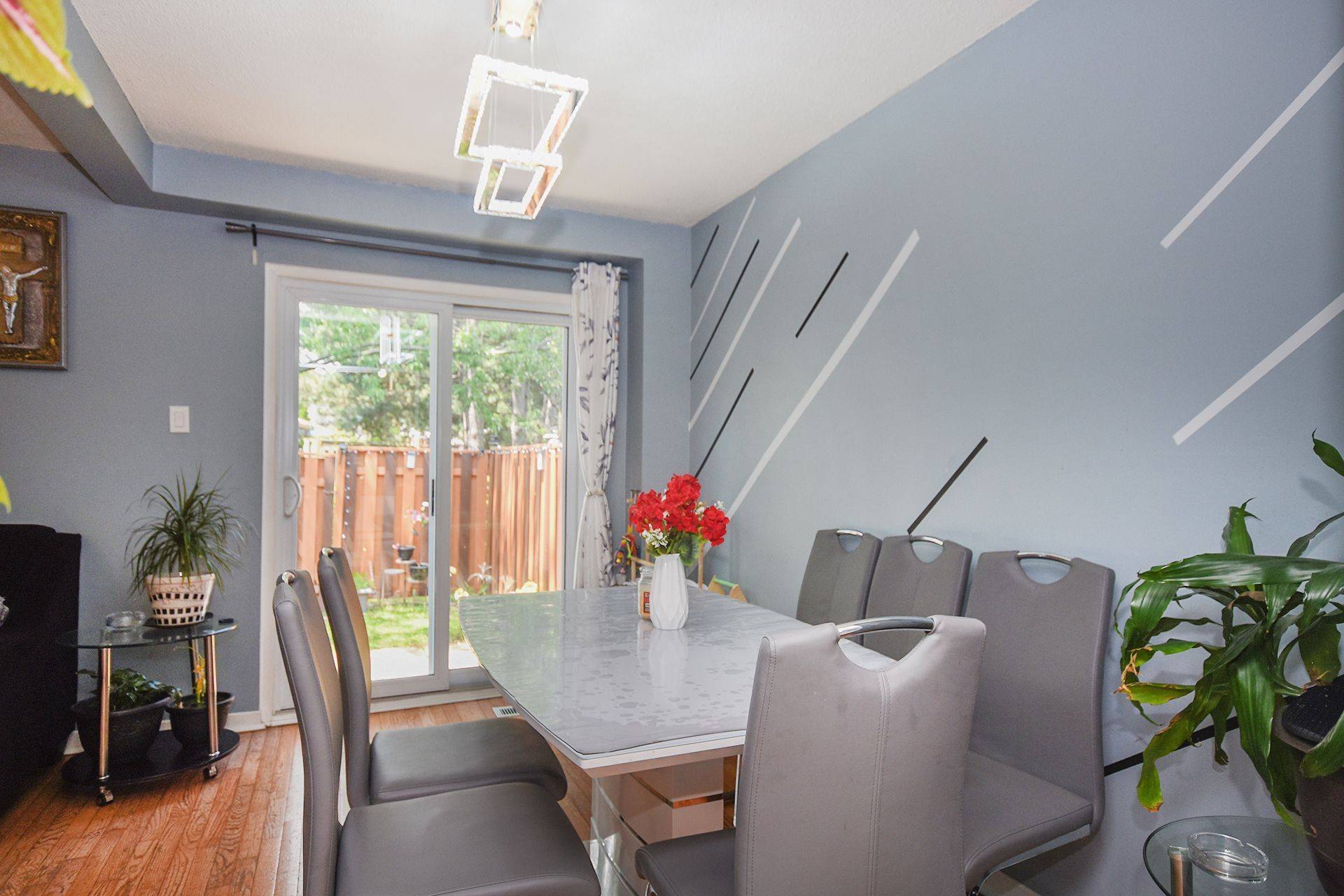 Mississauga, ON L5N 2S7,2700 Battleford RD #34