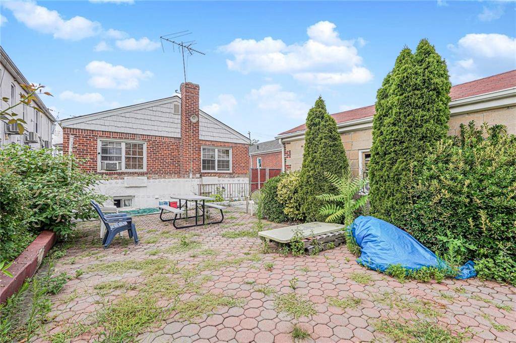 Brooklyn, NY 11223,2421 West 1st ST