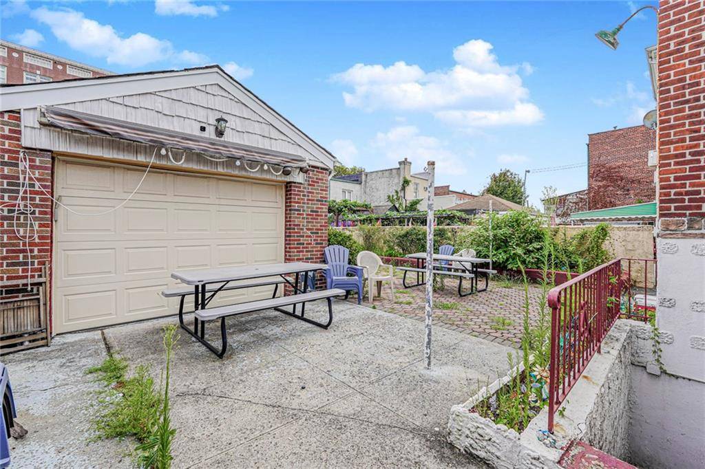 Brooklyn, NY 11223,2421 West 1st ST