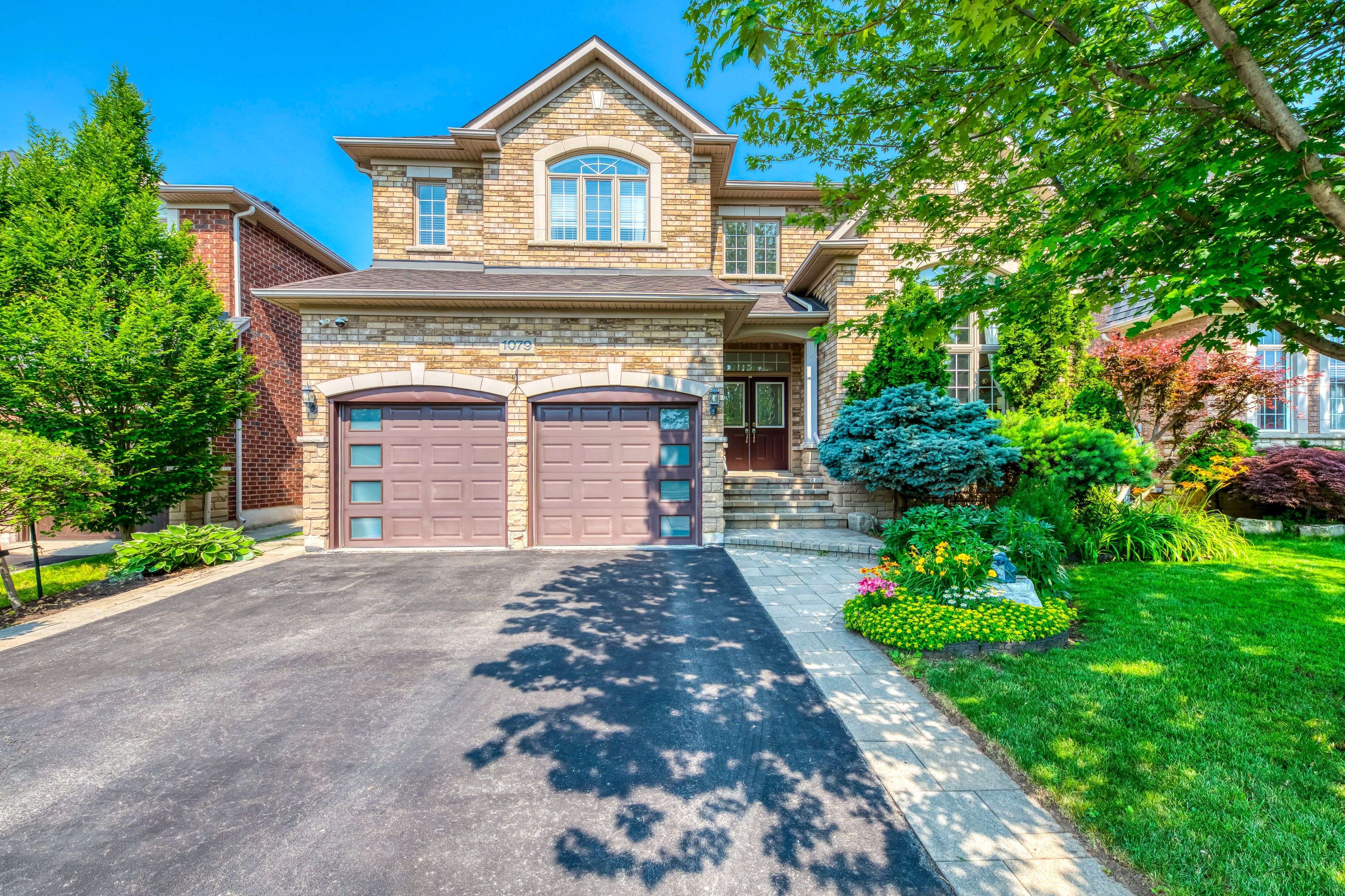 1079 Kestell BLVD, Oakville, ON L6H 7M5
