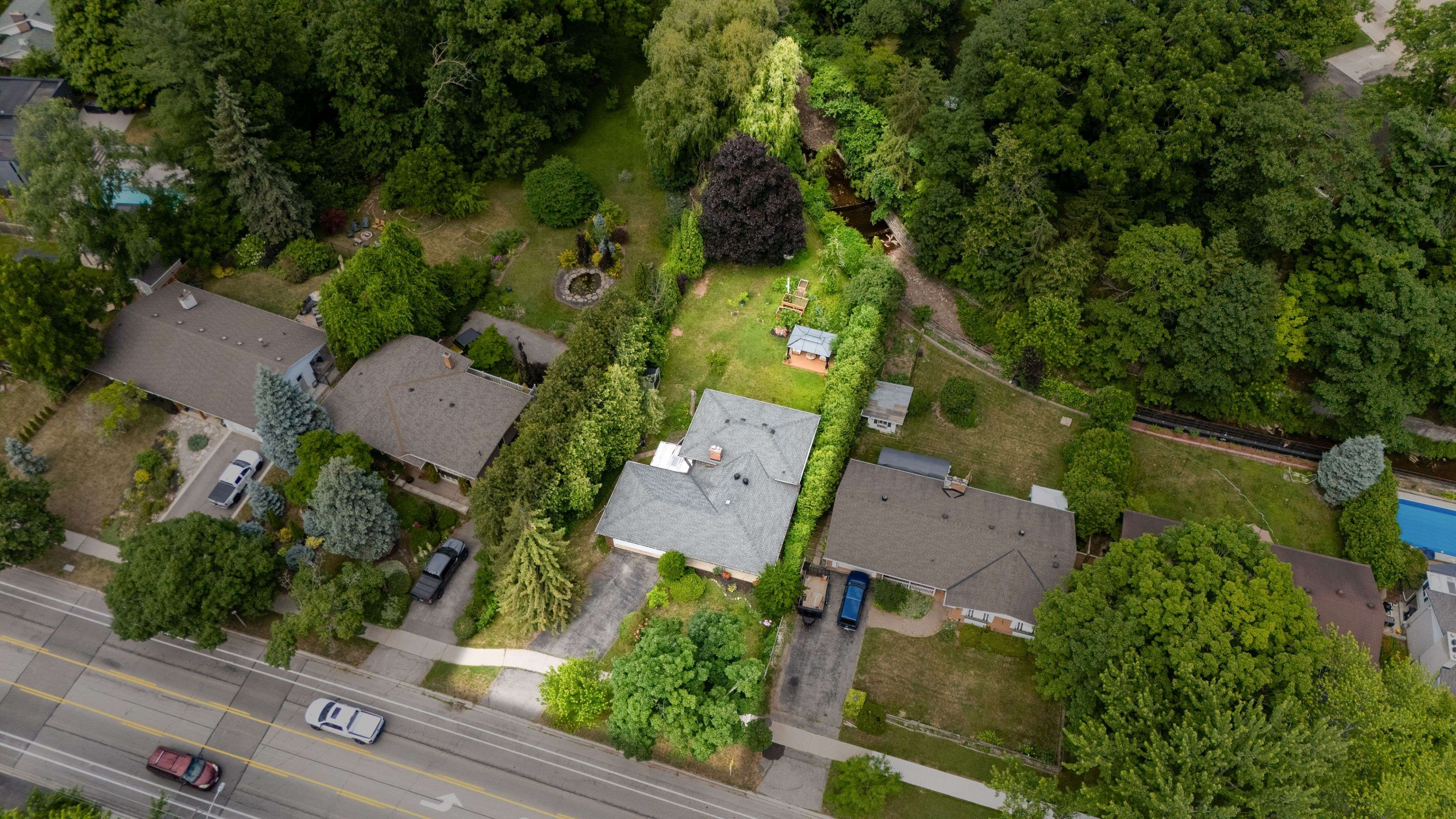 Burlington, ON L7L 2X3,243 Appleby Line