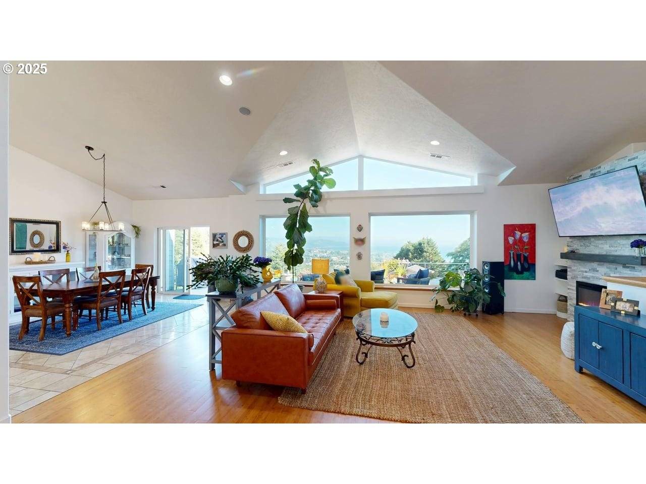 Brookings, OR 97415,16881 MARINA HEIGHTS RD