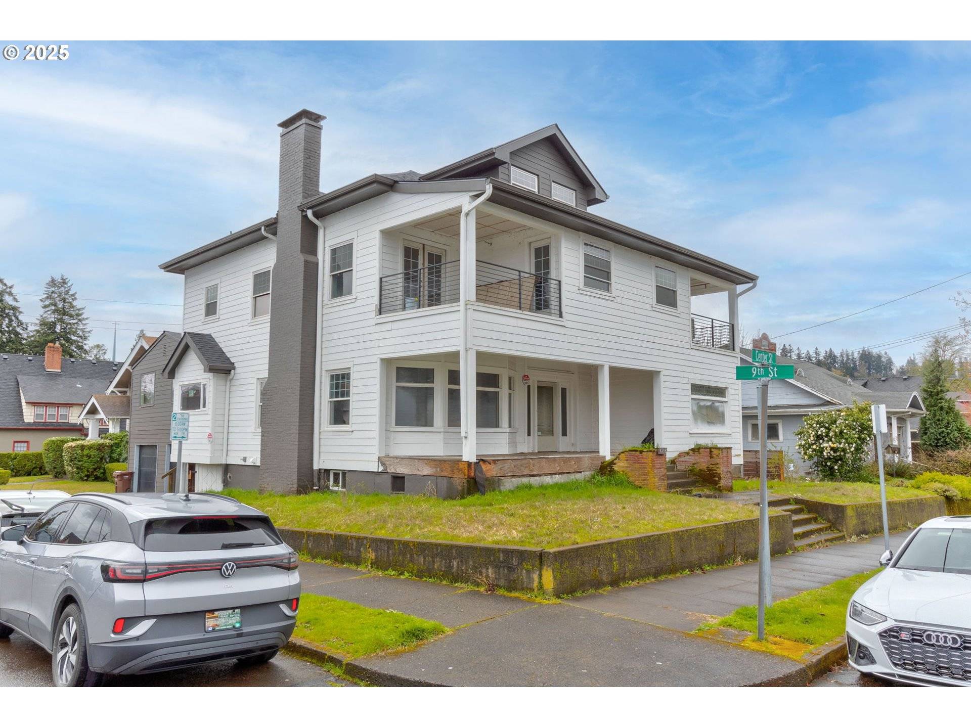 Oregon City, OR 97045,824 CENTER ST