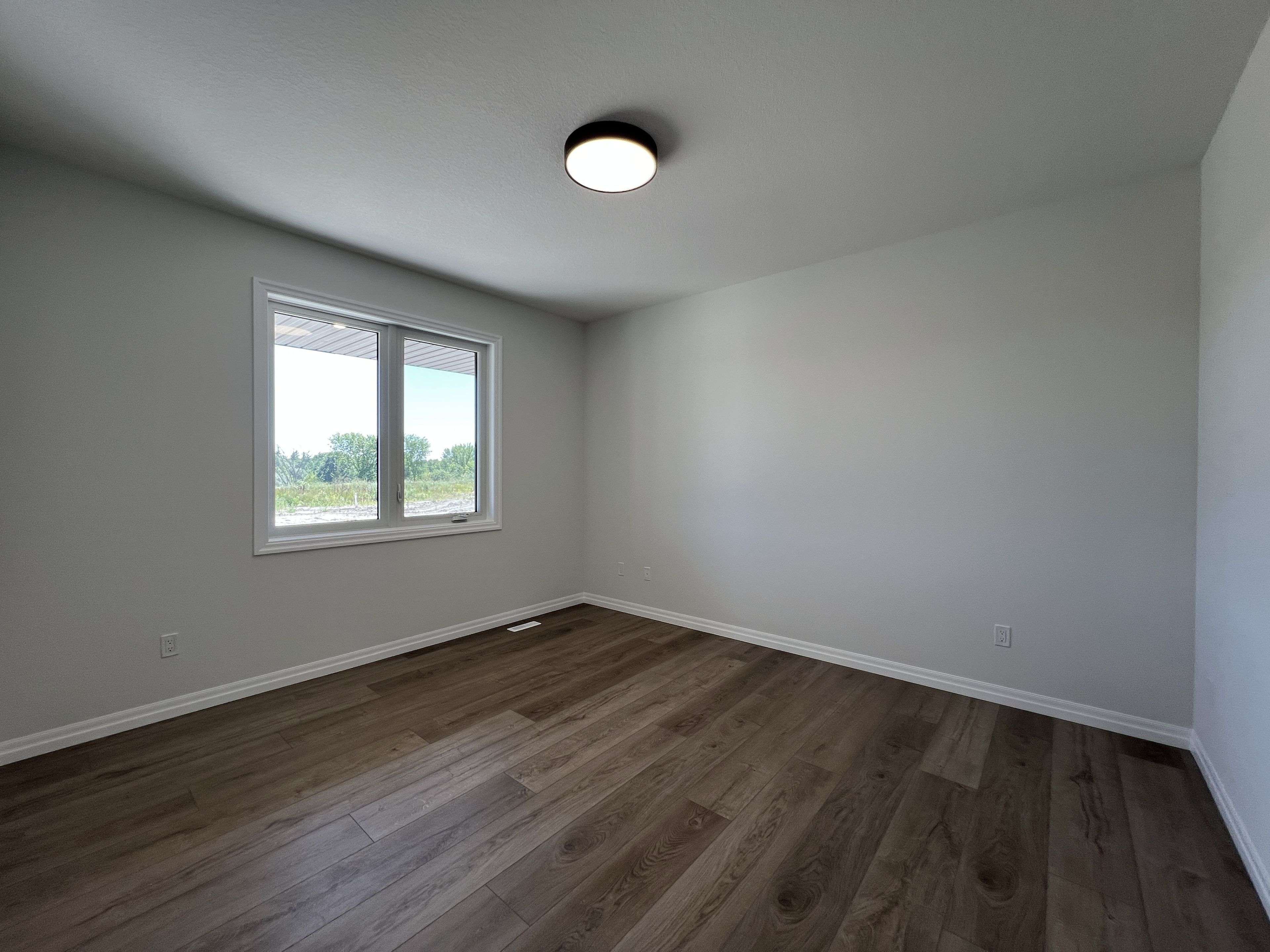 Aylmer, ON N5H 0C1,47 Hemlock CRES