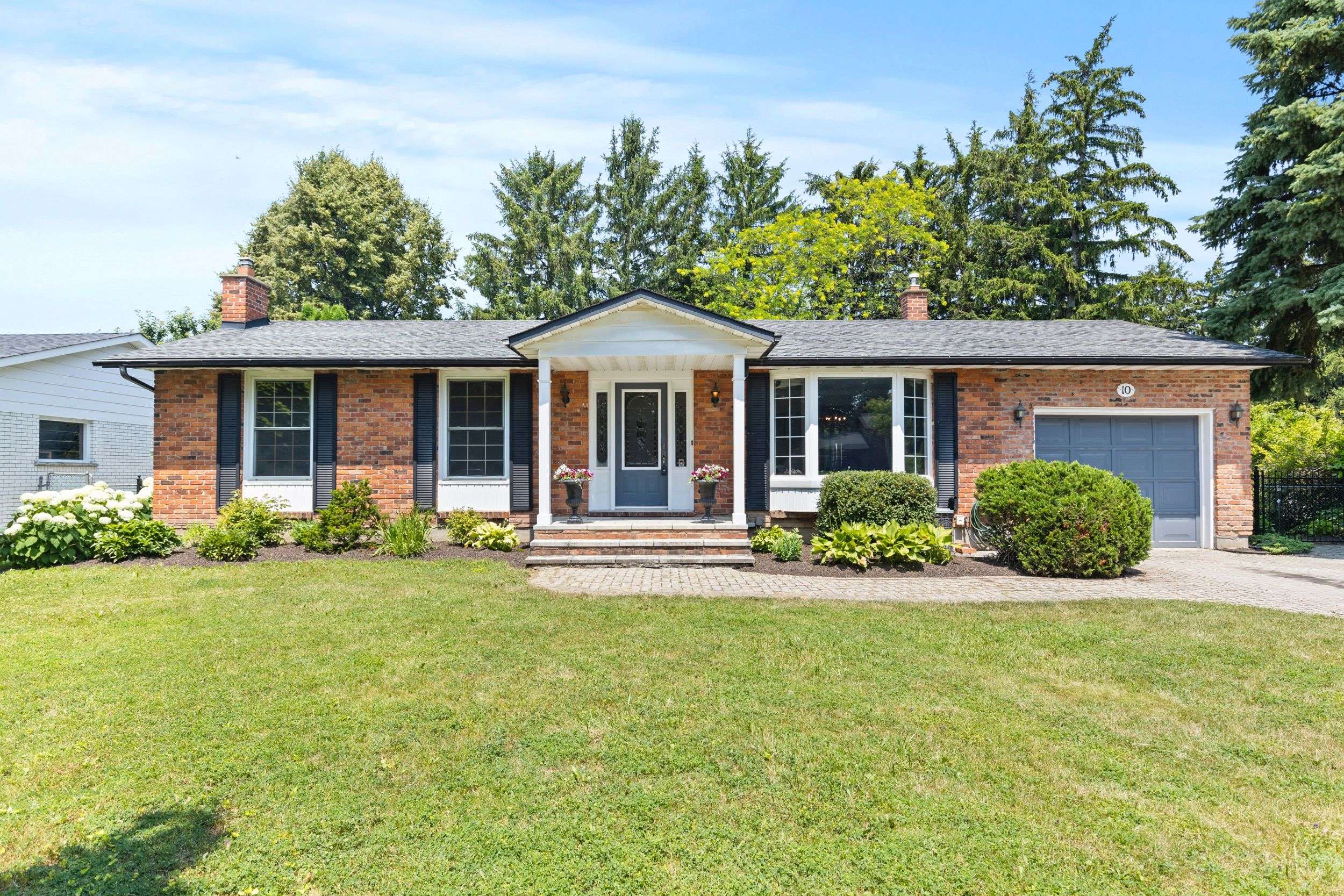 Niagara-on-the-lake, ON L0S 1J0,10 Upper Canada DR