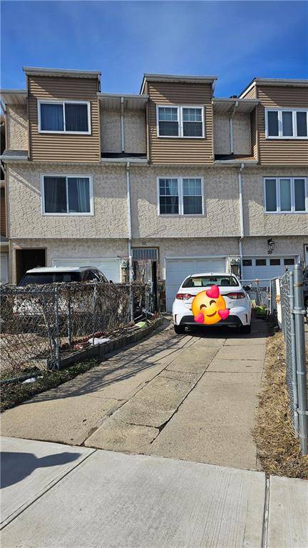 Staten Island, NY 10304,22 Long Pond LN