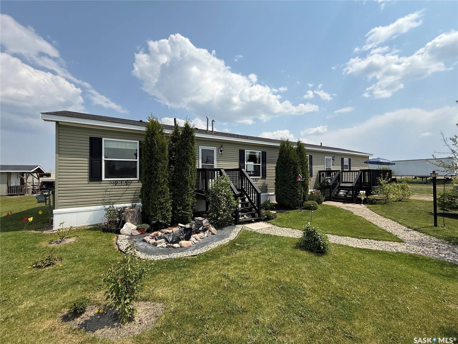 Fleming, SK S0G 1R0,40 3rd AVENUE